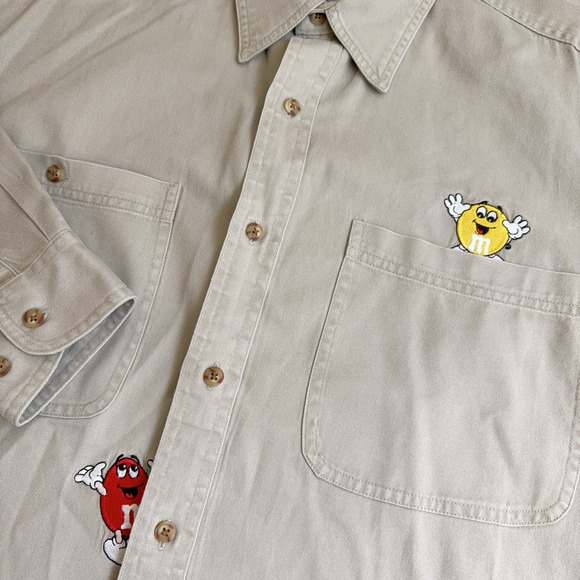 Vintage 90's Planet Mars M & M's Candy Shirt Men's Size Large Beige Embroidered - Picture 1 of 8
